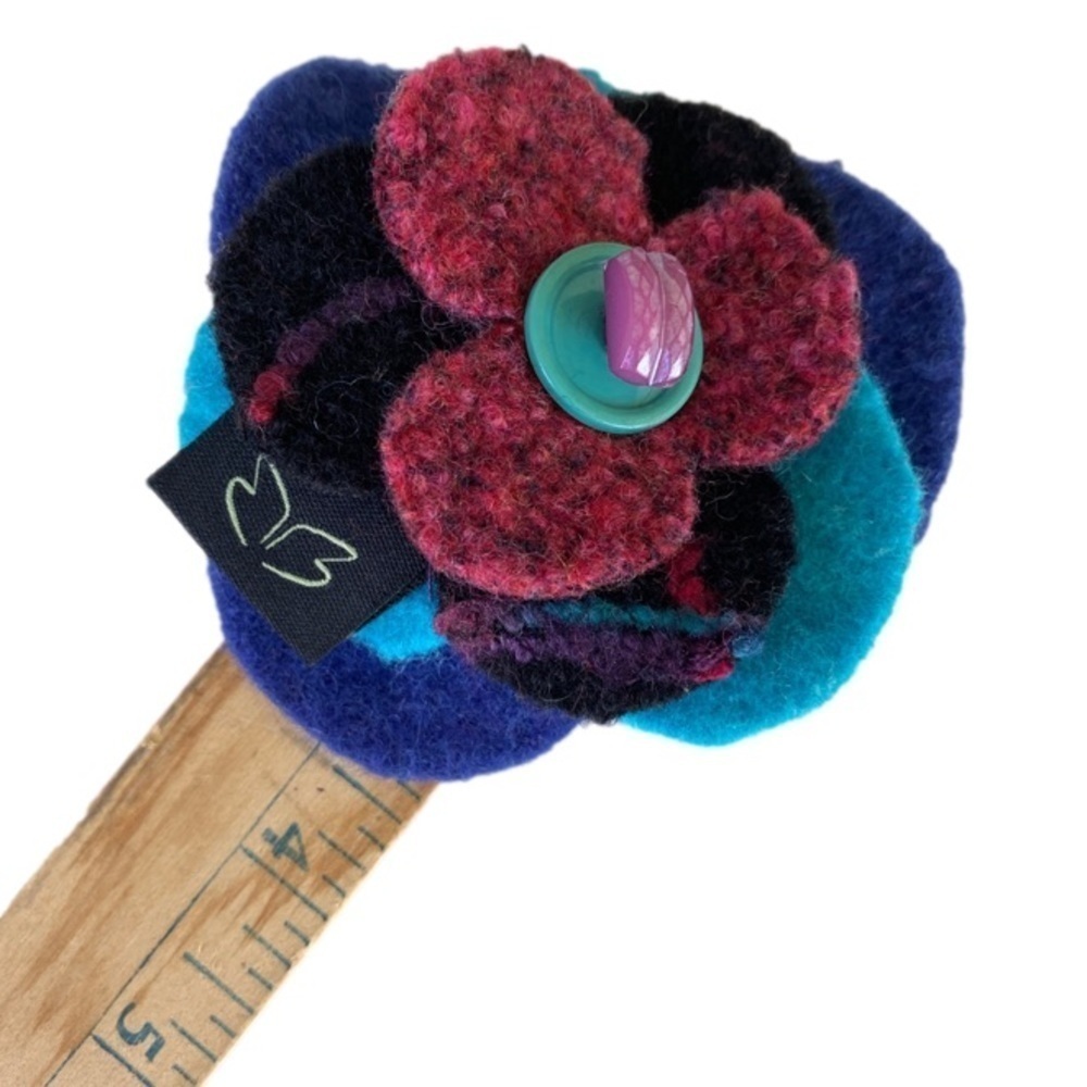 BAABAAZUZU Brooch Wool OS - Picture 4 of 5